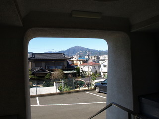 PC053004.JPG